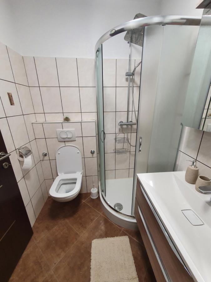 Apartma Maja, Mateja Koper Luaran gambar