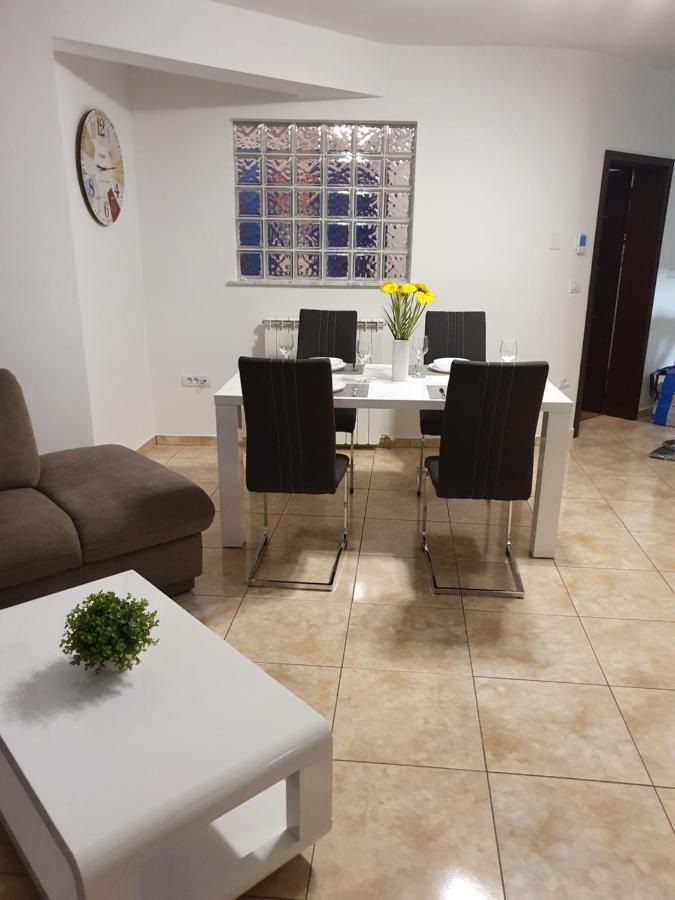 Apartma Maja, Mateja Koper Luaran gambar